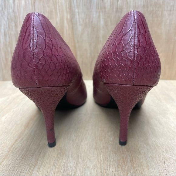 ALDO Maroon Reptile Print Women’s Heels Pumps Size 7 - Picture 6 of 13